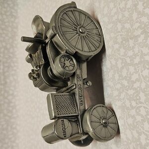 John Deere Credit Union Model N 1916 Waterloo Boy Die-cast Tractor Bank